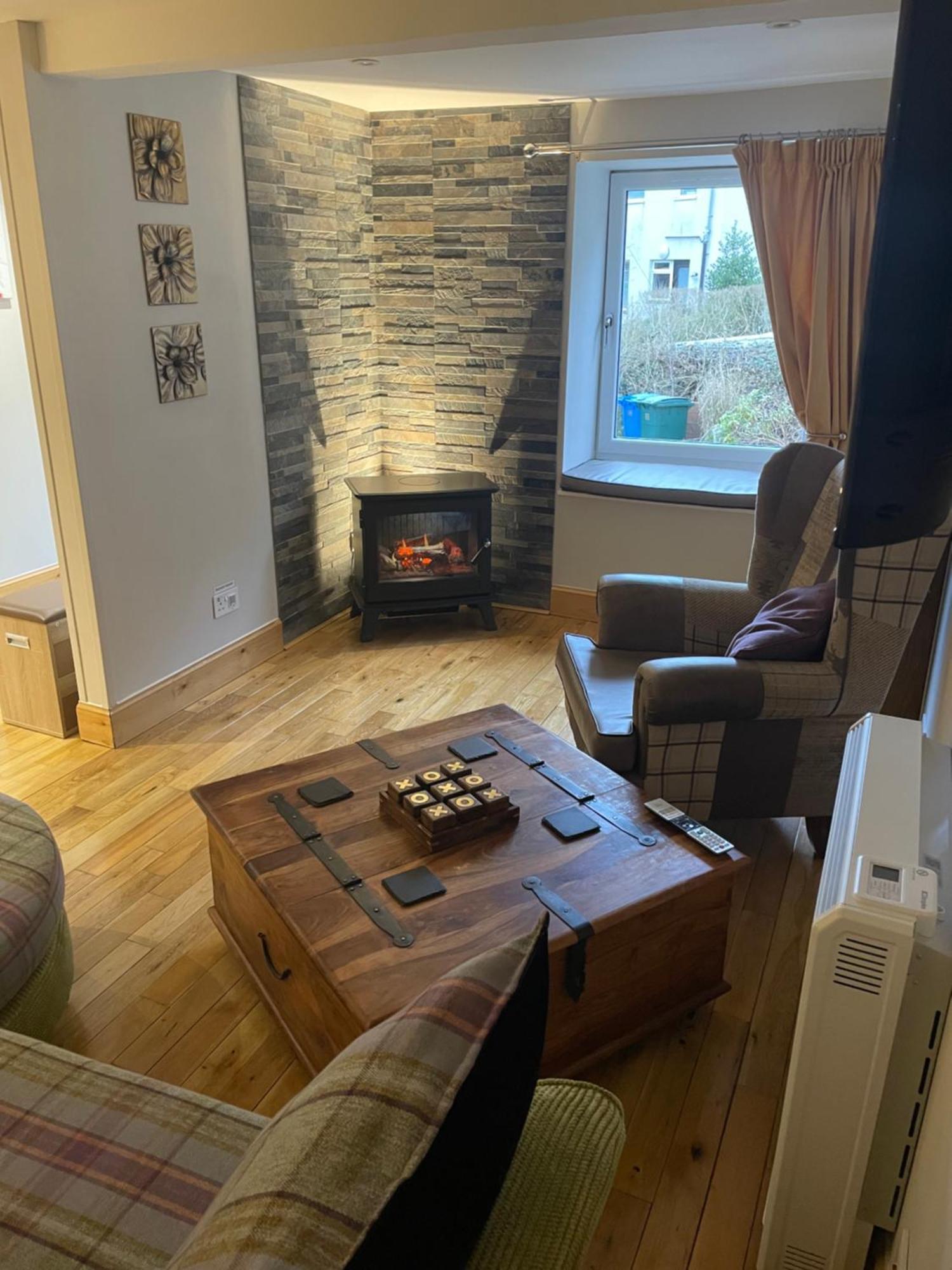 The Mews 2 Bedroom With Private Parking 오반 외부 사진